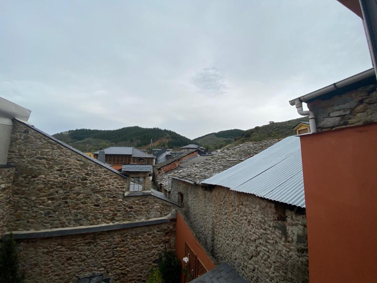 Hostal Casa San Nicolas Molinaseca Buitenkant foto